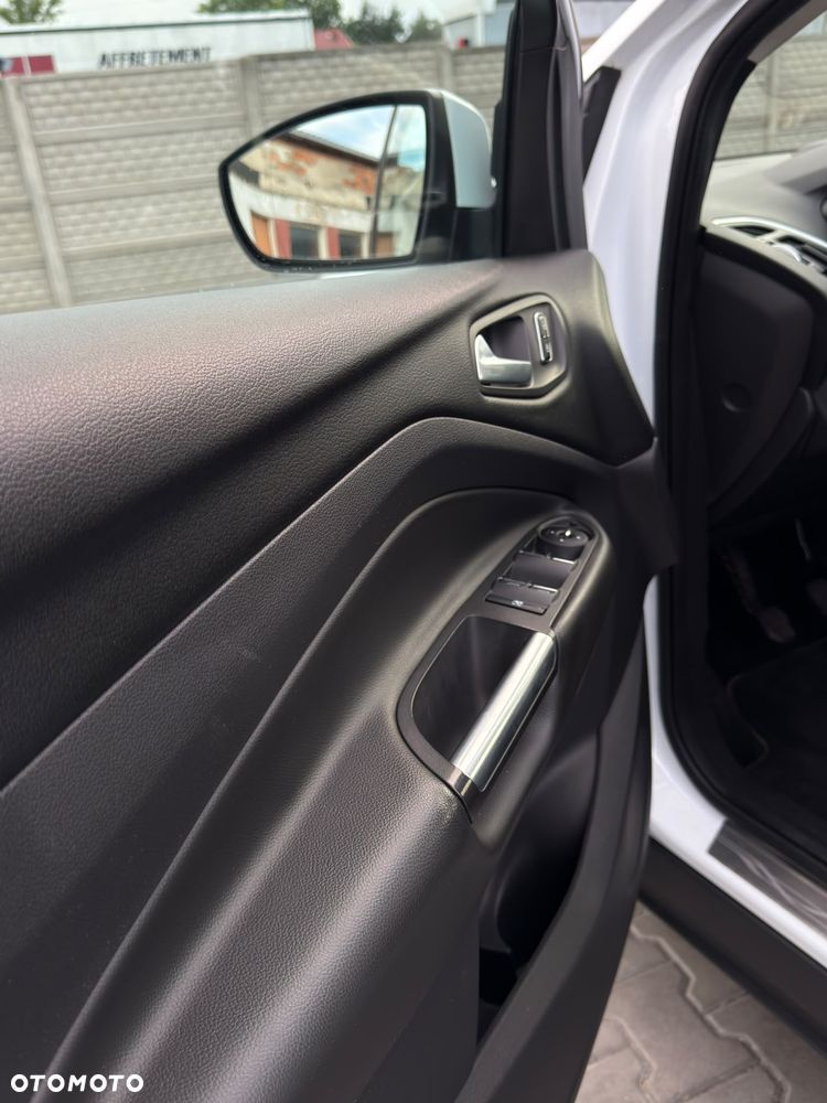 Ford Kuga 2.0 TDCi 4WD Titanium - 15