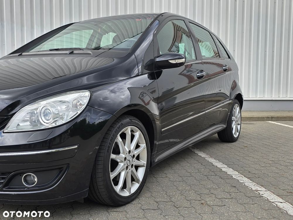 Mercedes-Benz Klasa B 200 - 29