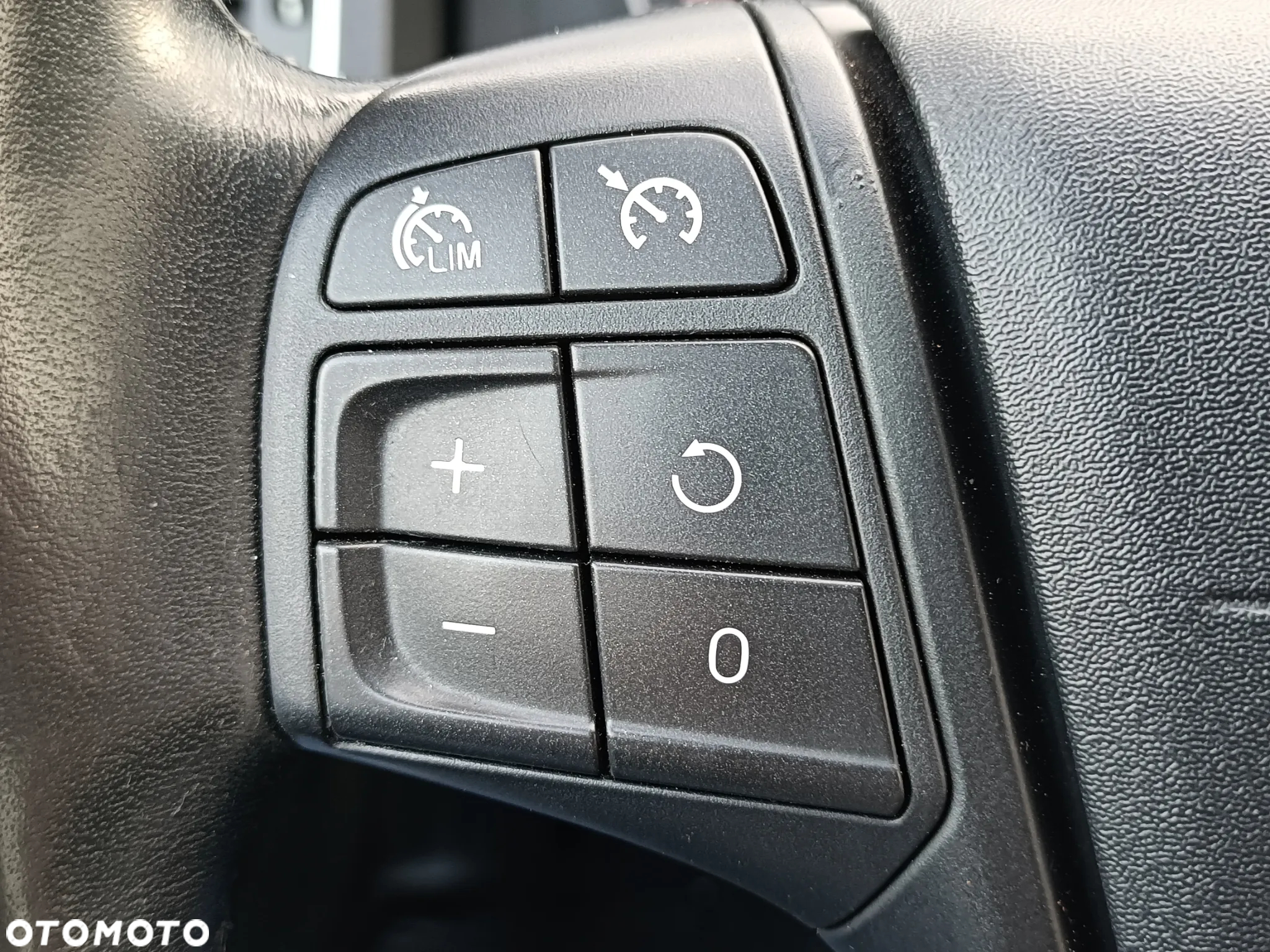 Volvo S60 - 22