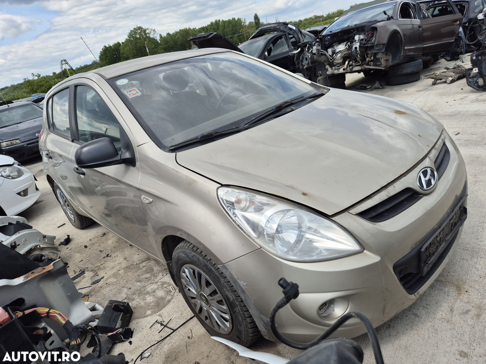 Dezmembram Hyundai i20 2012 1.4crdi D4FC - 2