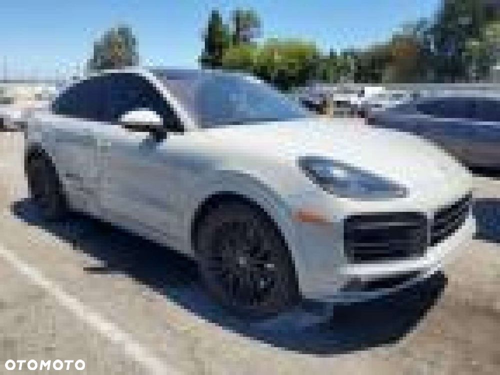 Porsche Cayenne - 3