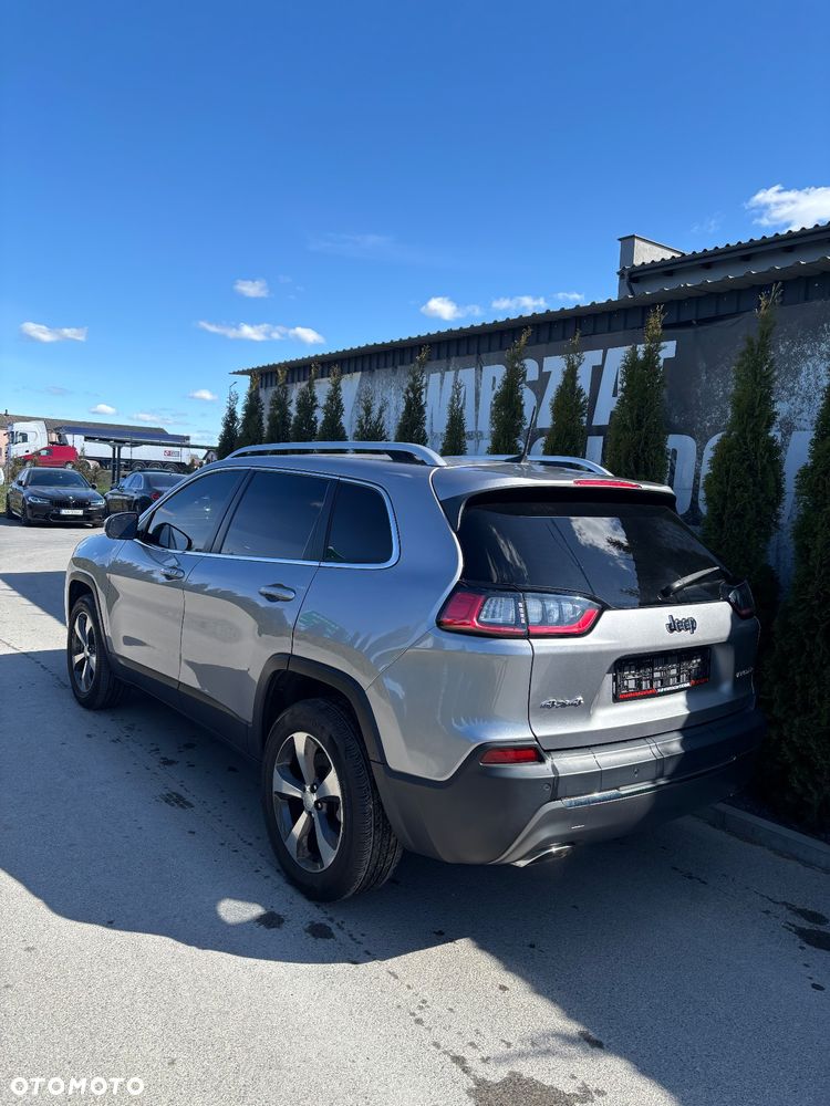 Jeep Cherokee - 7