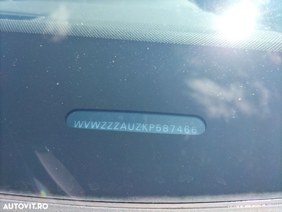 Volkswagen Golf - 19