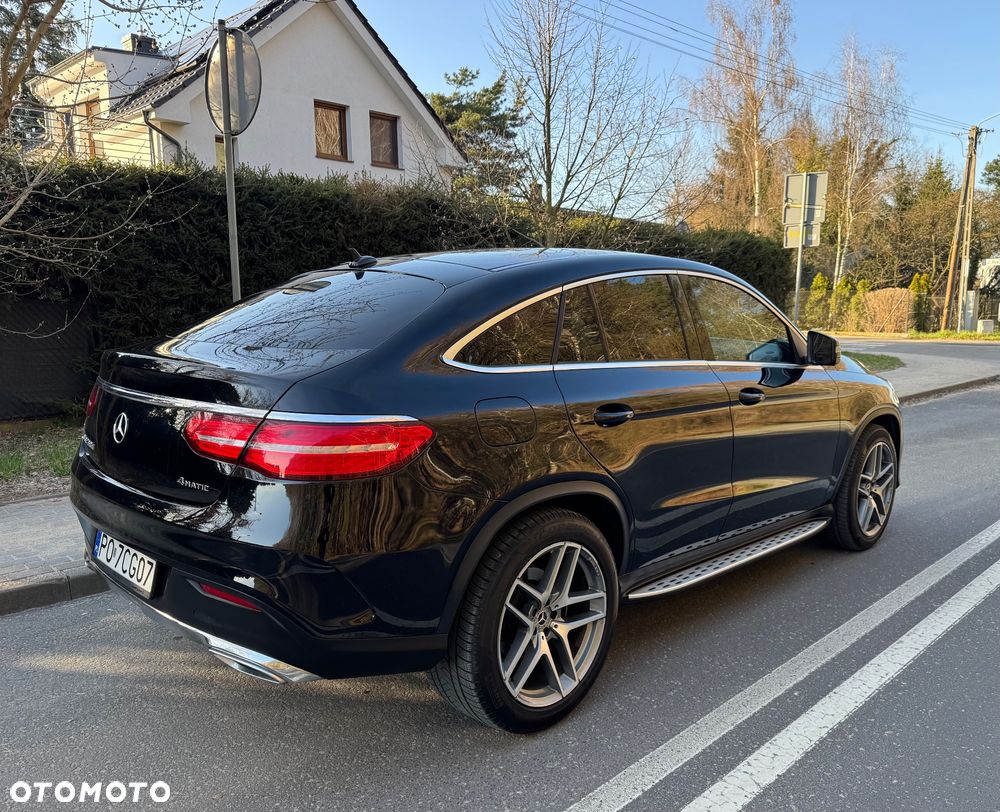 Mercedes-Benz GLE 350 d 4-Matic - 4