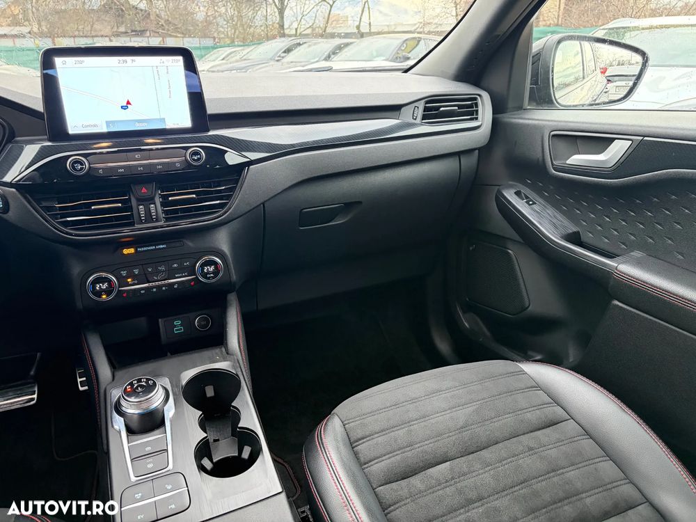 Ford Kuga 2.5 Duratec PHEV ST-LINE - 17