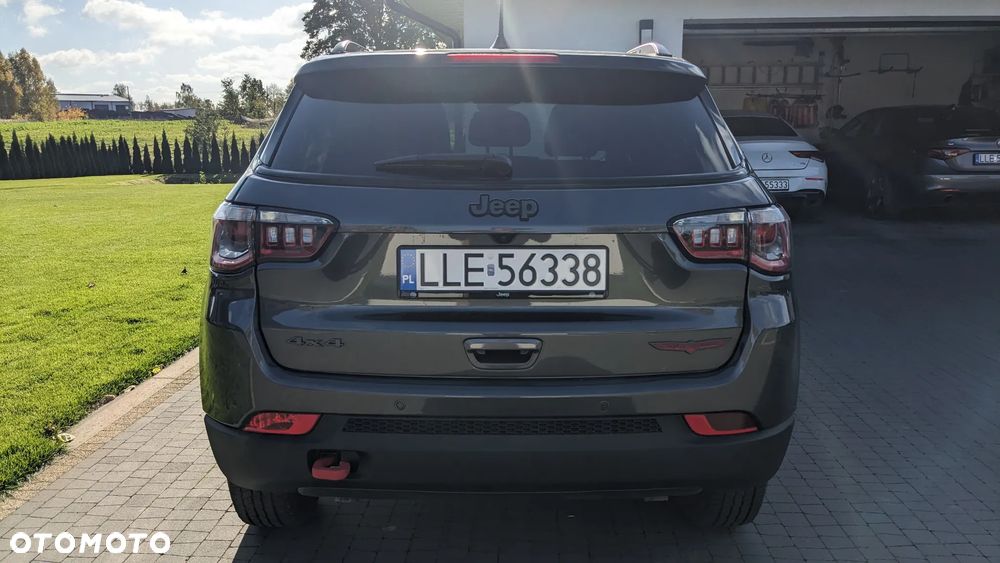 Jeep Compass - 8