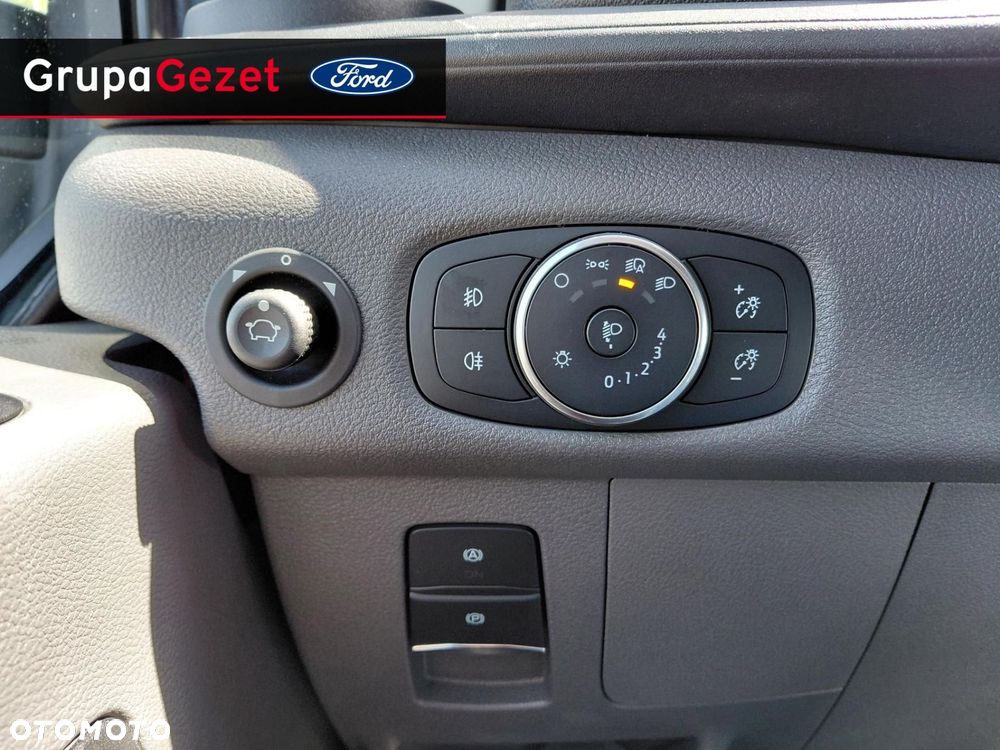 Ford Transit - 17