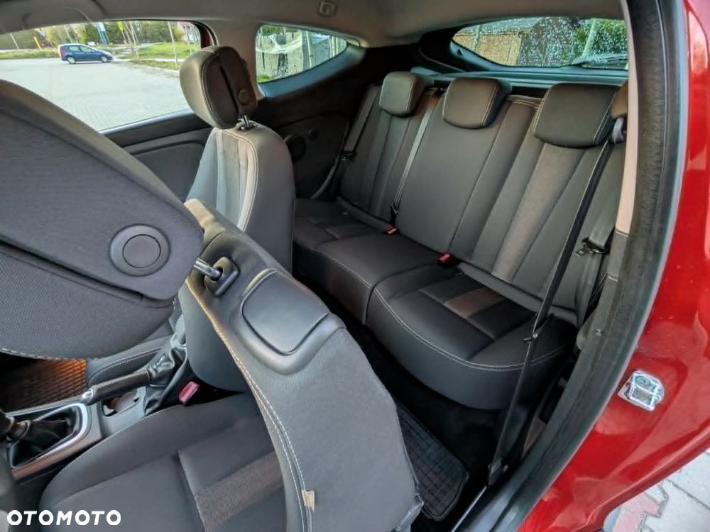Renault Megane TCe 180 Luxe - 12