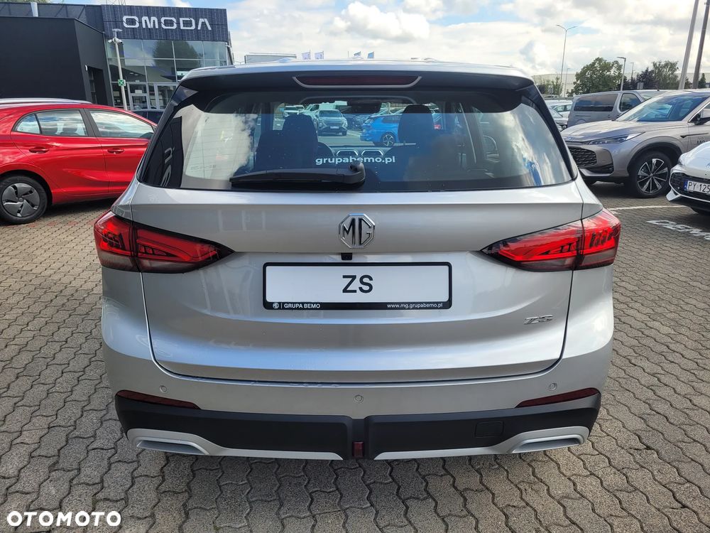 MG ZS 1.5 Standard - 3