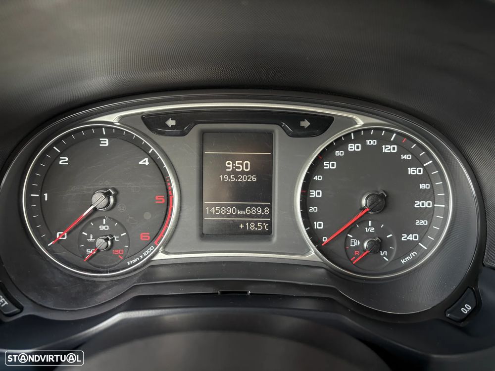 Audi A1 1.6 TDI Attraction - 12