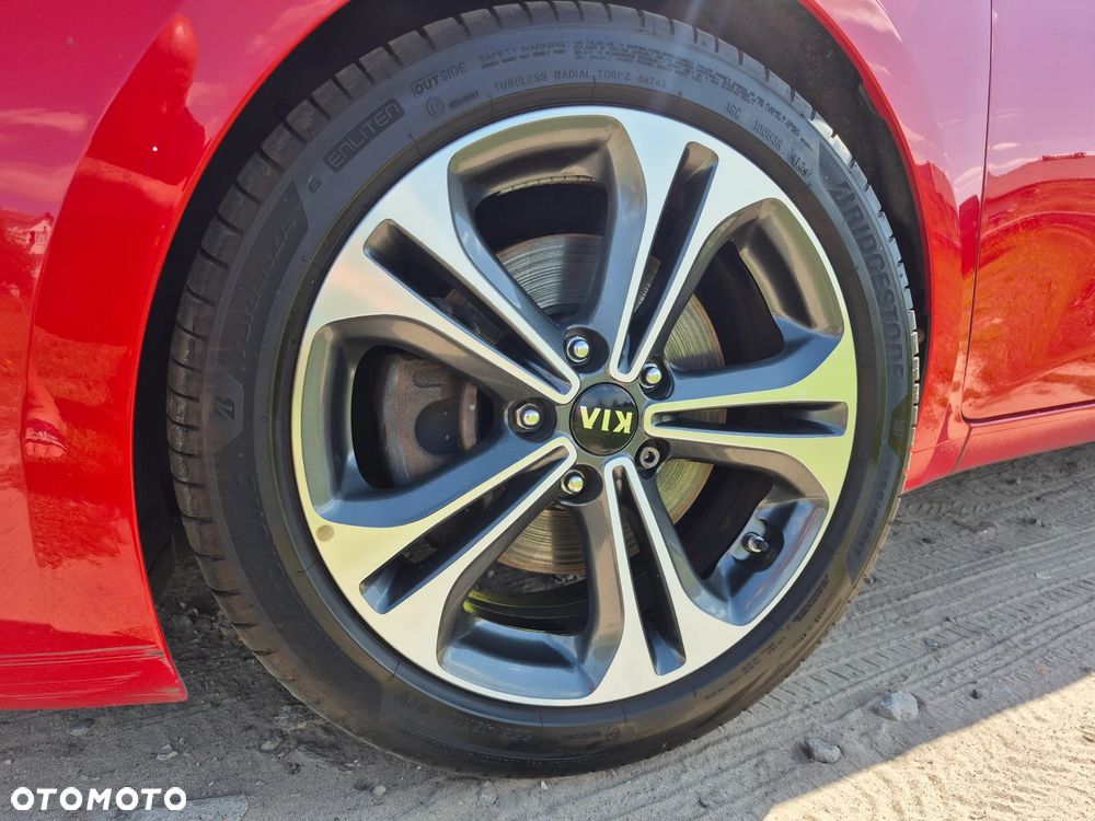 Kia Ceed 1.6 CRDi 136 ISG GT Line - 12