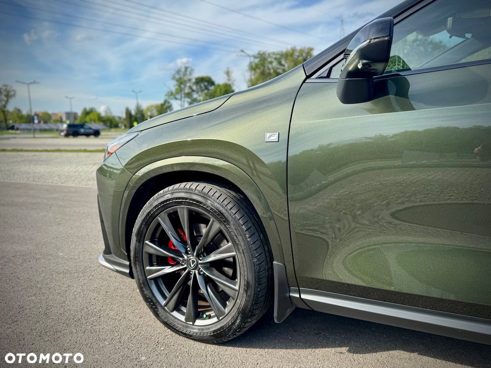 Lexus NX 450h+ F Sport AWD - 9