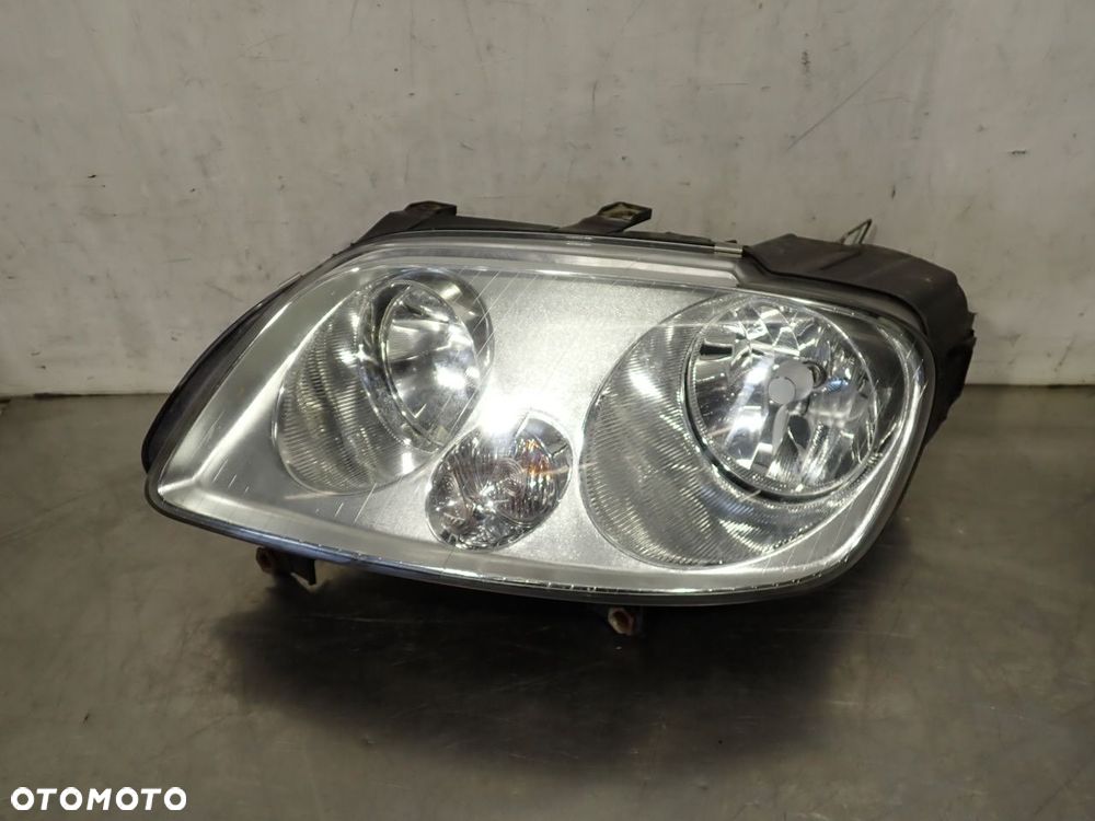 LAMPA LEWA PRZEDNIA VOLKSWAGEN CADDY III - 2