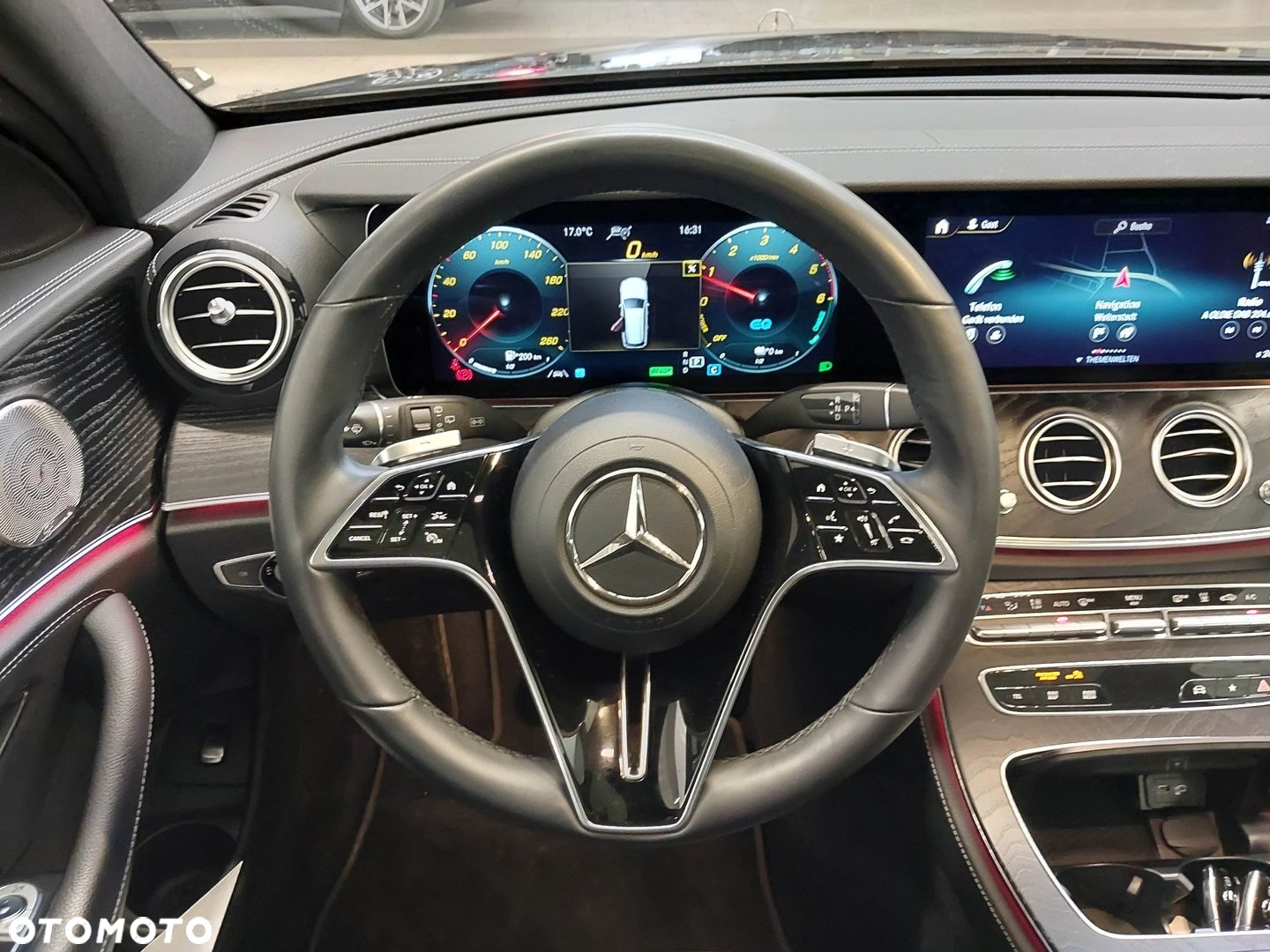 Mercedes-Benz Klasa E 300 de Exclusive - 14