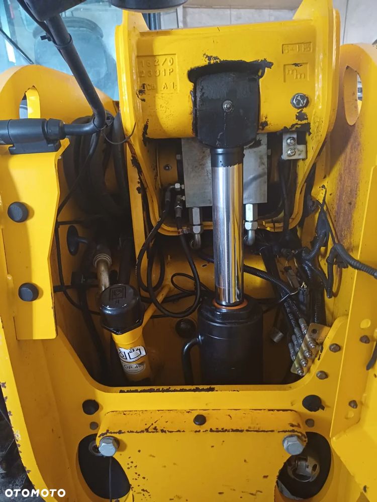 JCB 541-70 AGRISUPER - 15