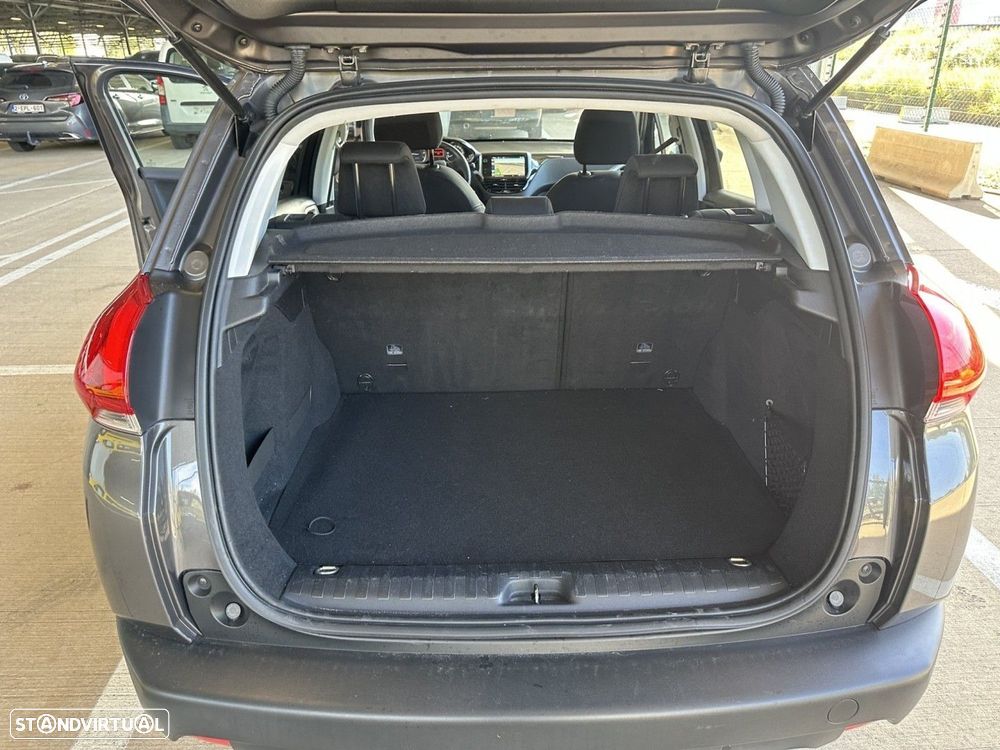 Peugeot 2008 1.2 PureTech Style - 8