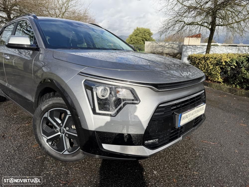 Kia Niro 1.6 GDI PHEV 2WD OPF Aut. Vision - 2