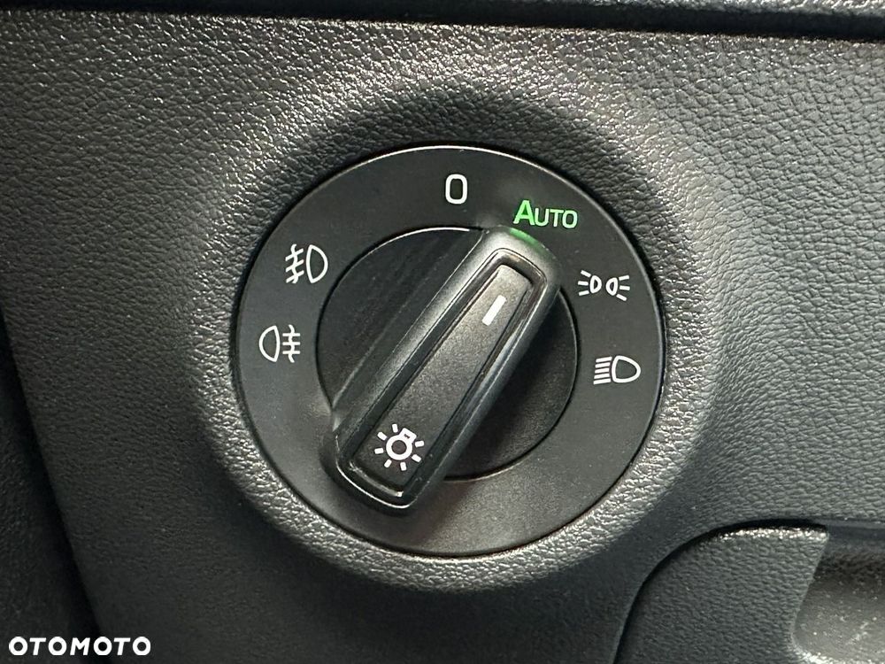 Skoda Karoq 1.5 TSI ACT 4x2 Ambition DSG - 19