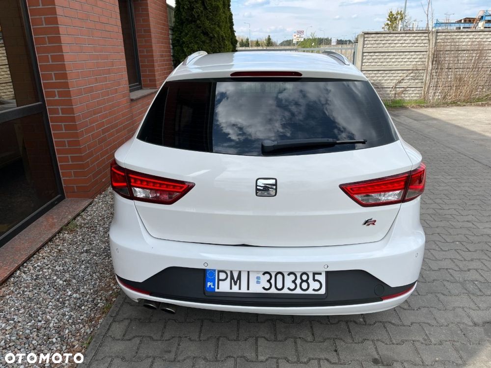 Seat Leon Sportstourer 2.0 TDI DPF DSG FR - 6