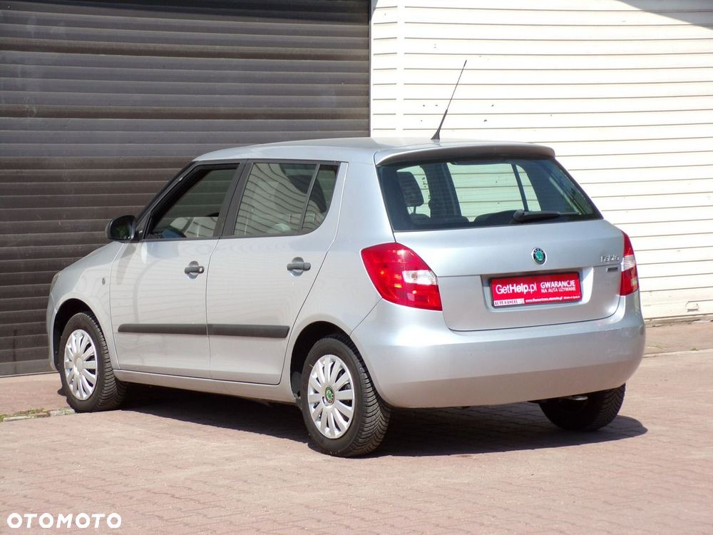 Skoda Fabia 1.2 HTP Fresh - 10