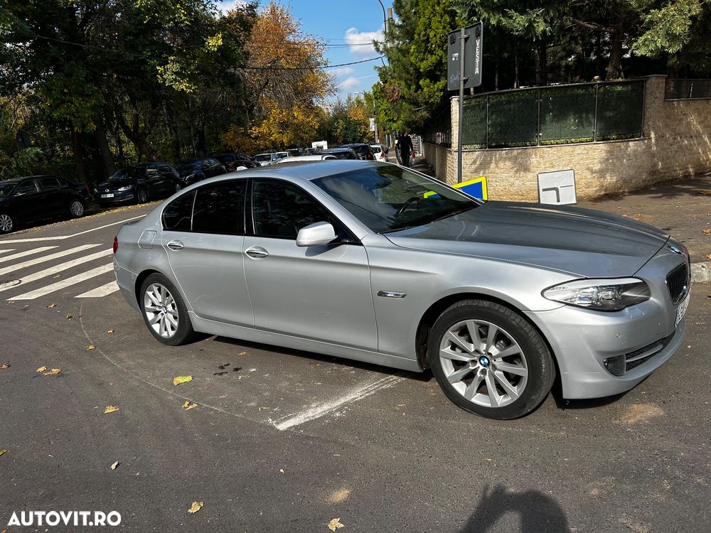 BMW Seria 5 520d Aut. - 1