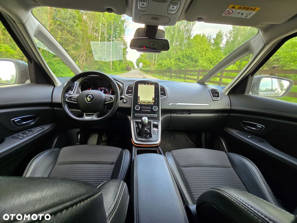 Renault Scenic - 7
