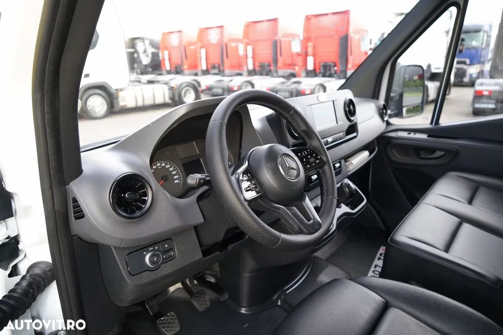 Mercedes-Benz SPRINTER / CONTAINER / 2019 - 26