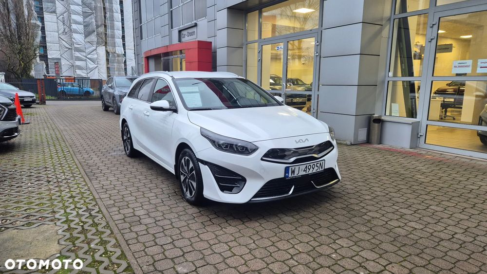 Kia Ceed 1.6 GDI PHEV L DCT - 8