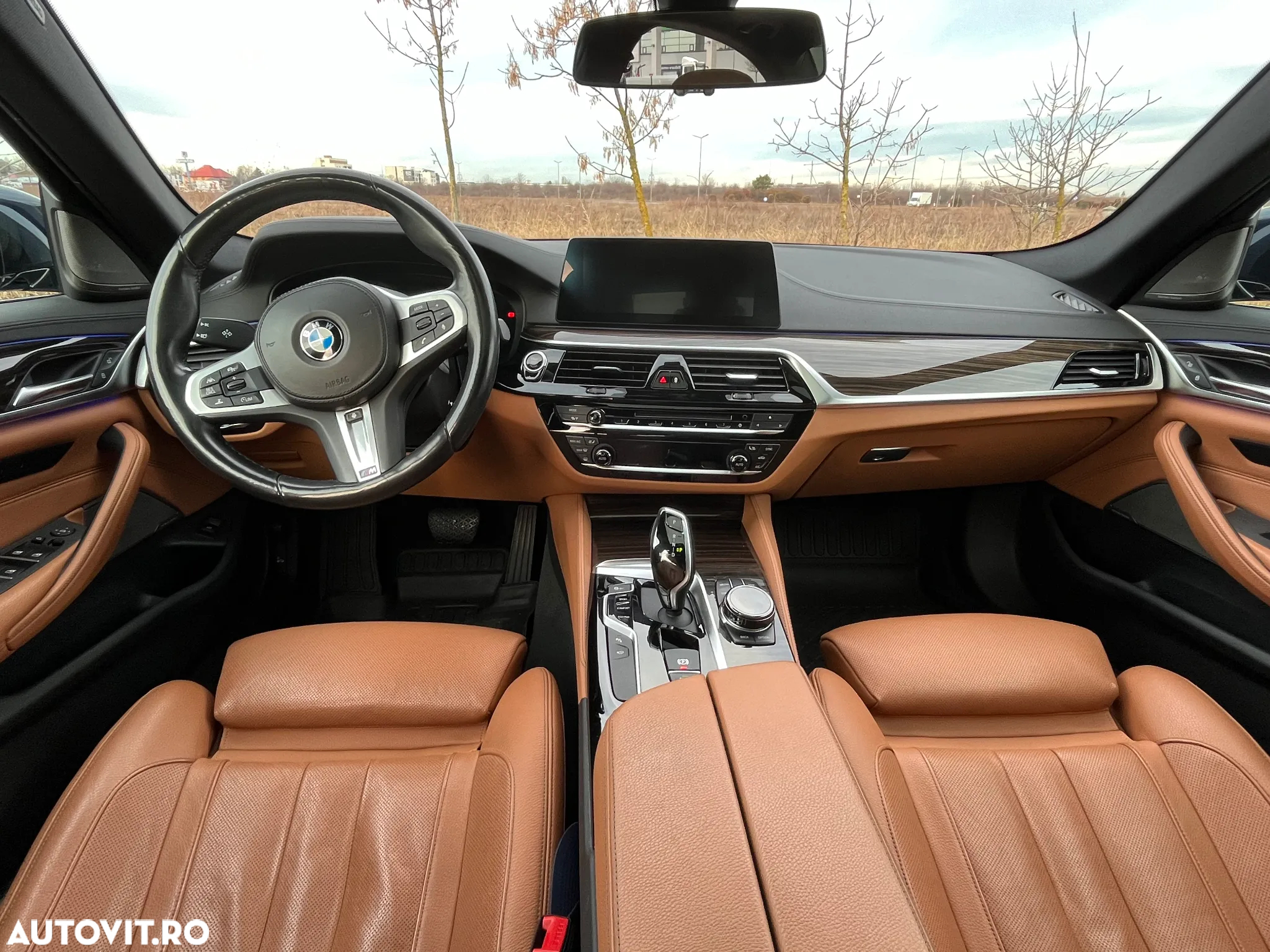 BMW Seria 5 520d Aut. Luxury Line - 33