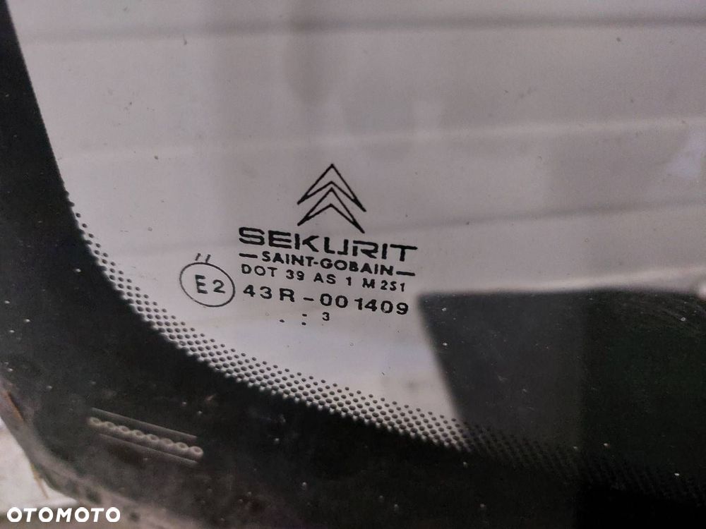 SZYBA CZOŁOWA PRZEDNIA Z CZUJNIKIEM SENSOR CITROEN C2 I 43R001409 - 2