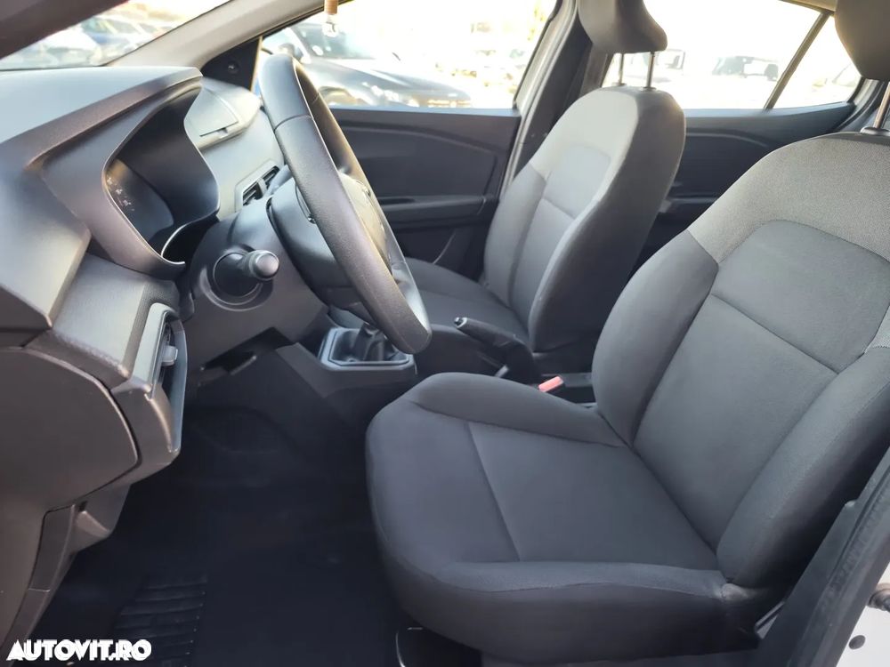 Dacia Logan - 11