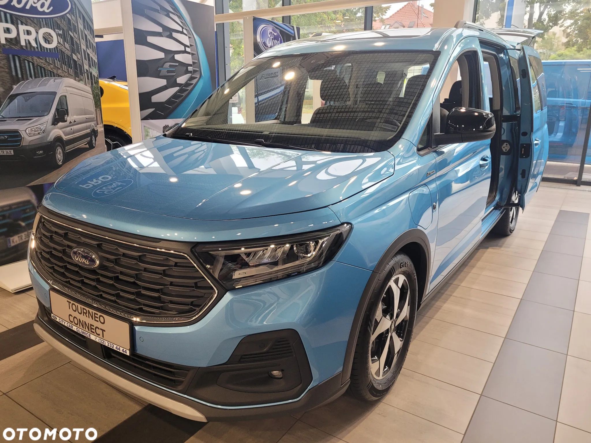Ford Tourneo Connect Grand - 1