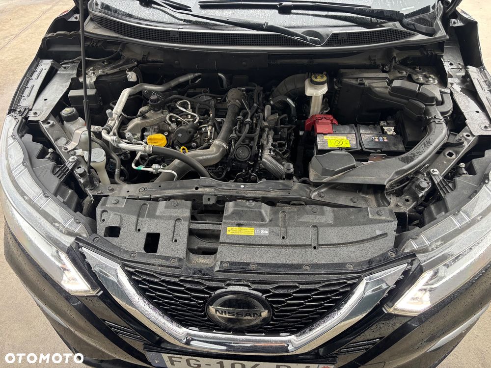 Nissan Qashqai 1.3 DIG-T Tekna+ - 28