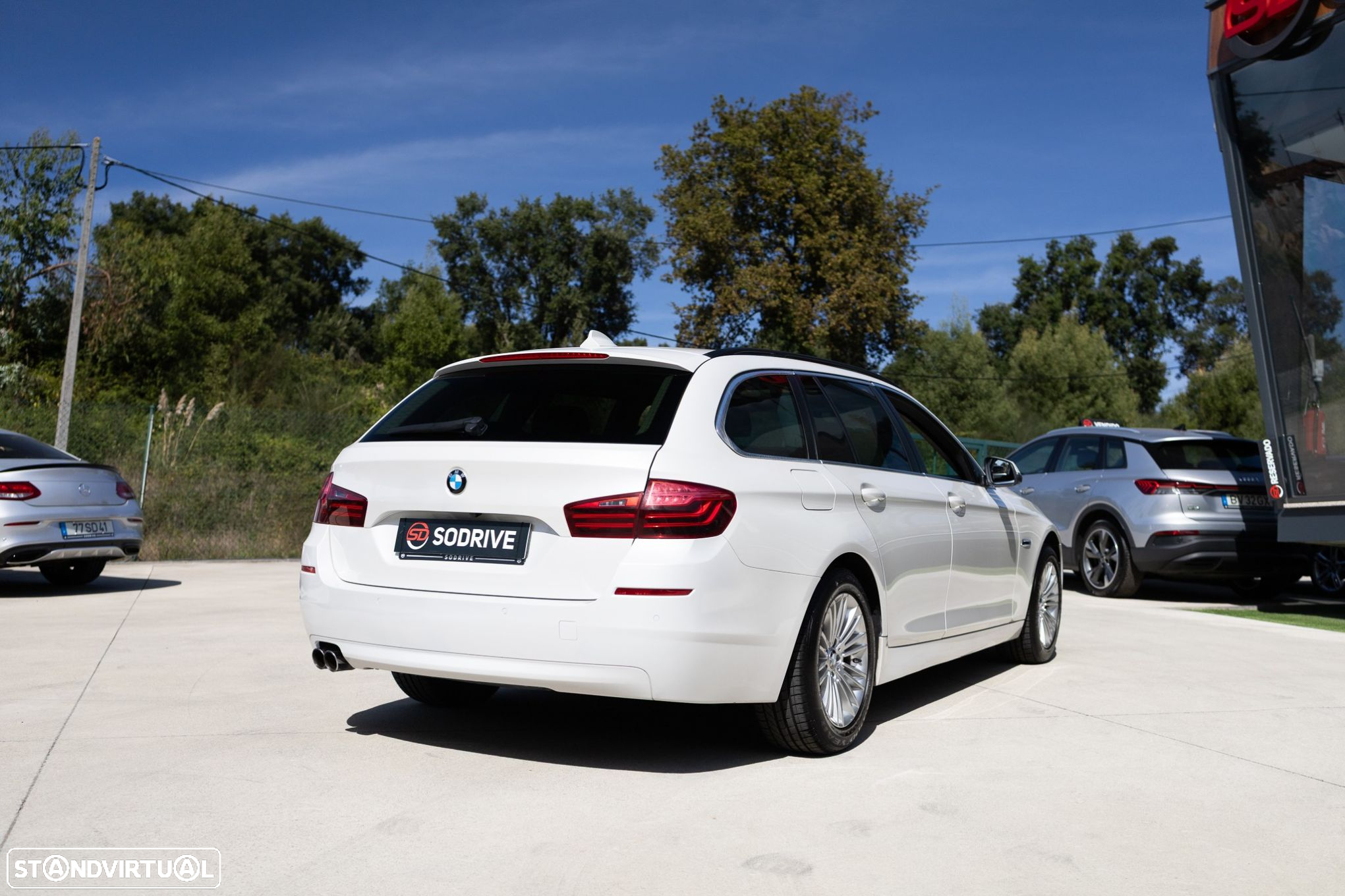 BMW 518 d Line Luxury Auto - 26