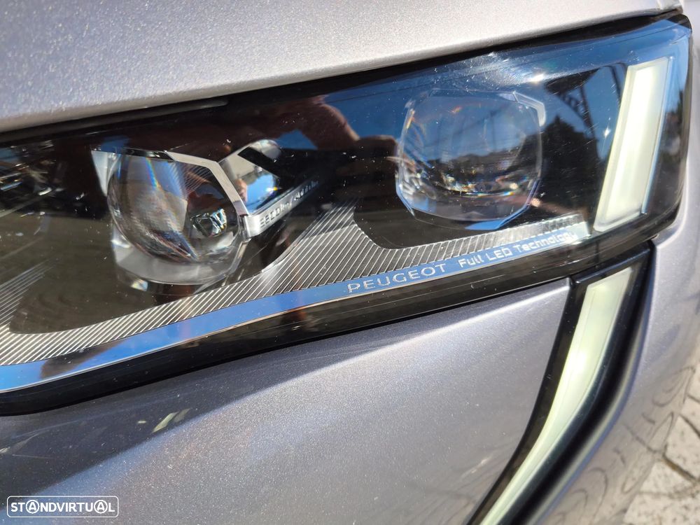 Peugeot 508 SW 1.6 Hybrid Allure Pack e-EAT8 - 24