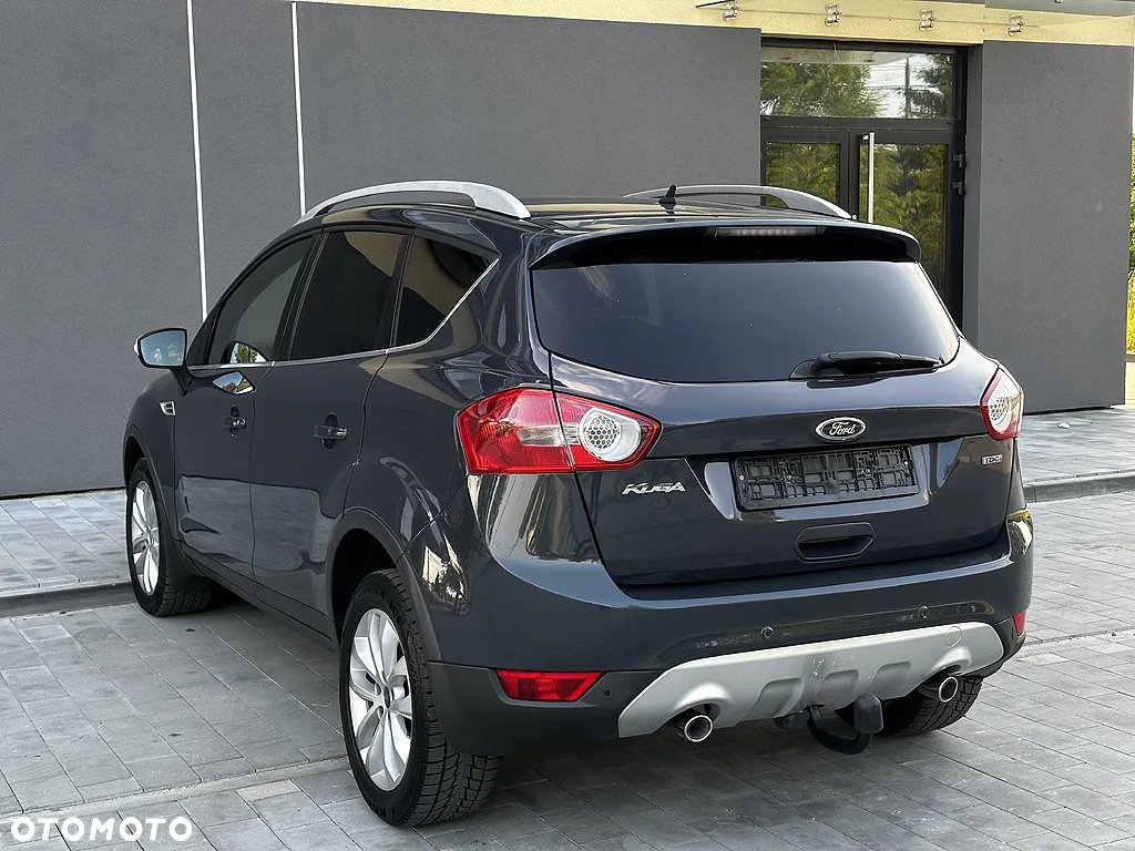 Ford Kuga 2.0 TDCi 4x4 Titanium - 31