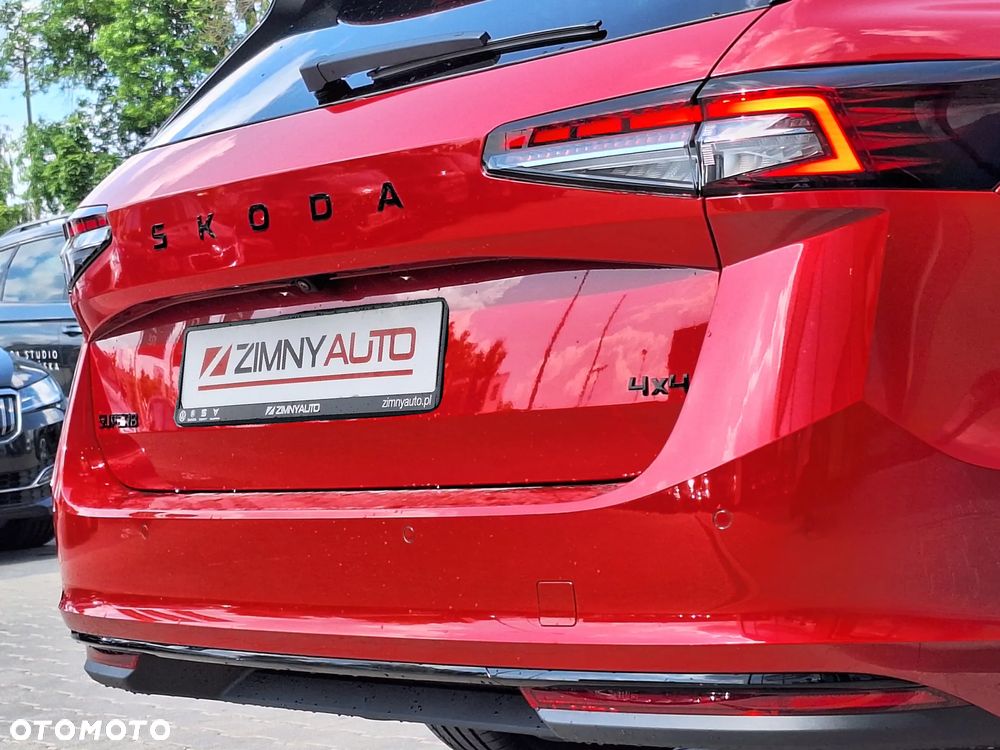 Skoda Superb 2.0 TDI SCR 4x4 Sportline DSG - 12