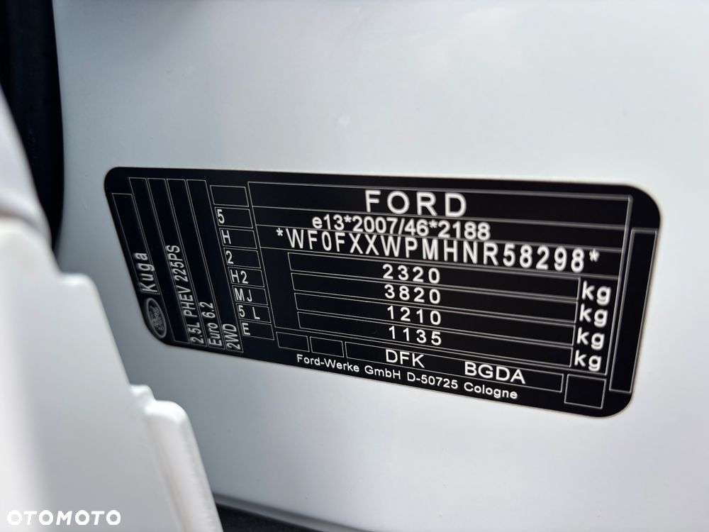 Ford Kuga - 32