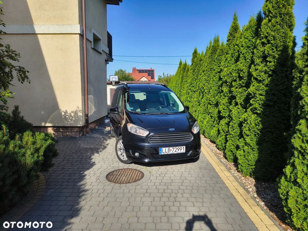 Ford Tourneo Courier 1.0 EcoBoost Titanium - 23
