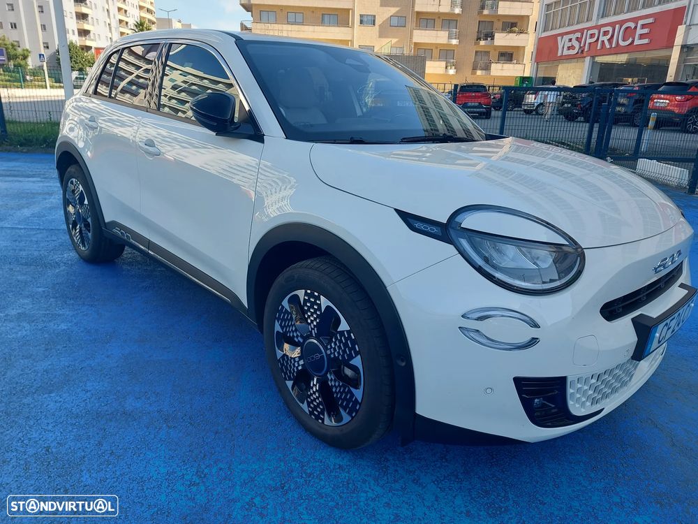 Fiat 600 1.2 Hybrid La Prima - 2