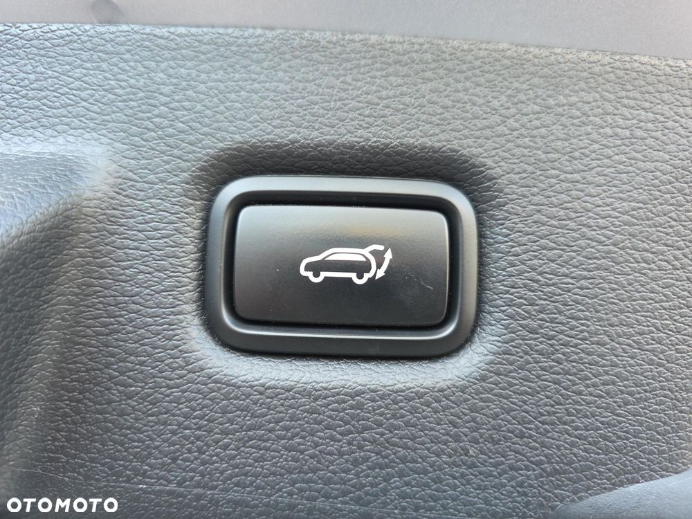 Kia XCeed 1.5 T-GDI Business Line DCT - 19