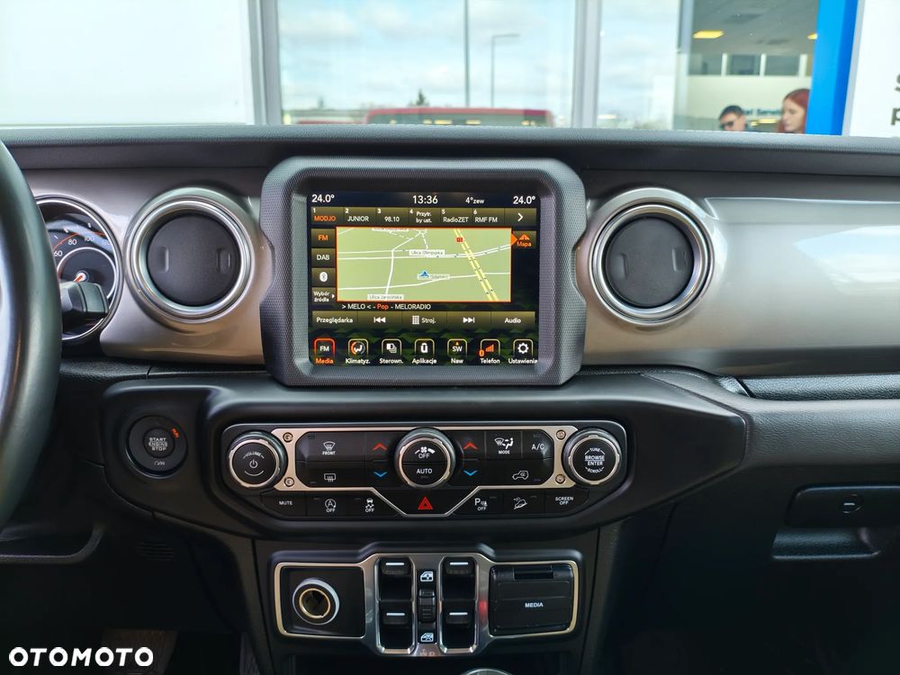 Jeep Wrangler Unlimited 2.2 CRD Sahara - 17