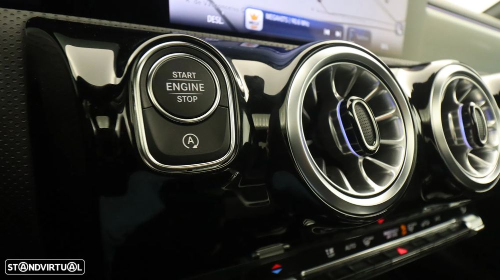 Mercedes-Benz A 180 Limousine d AMG Line Aut. - 25