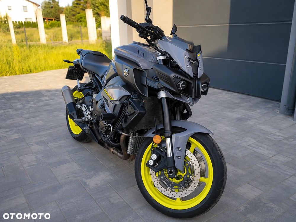 Yamaha MT - 4