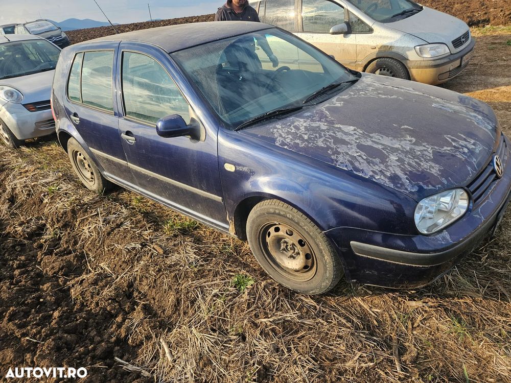 Dezmembrez vw golf4,1.6l benzina - 2
