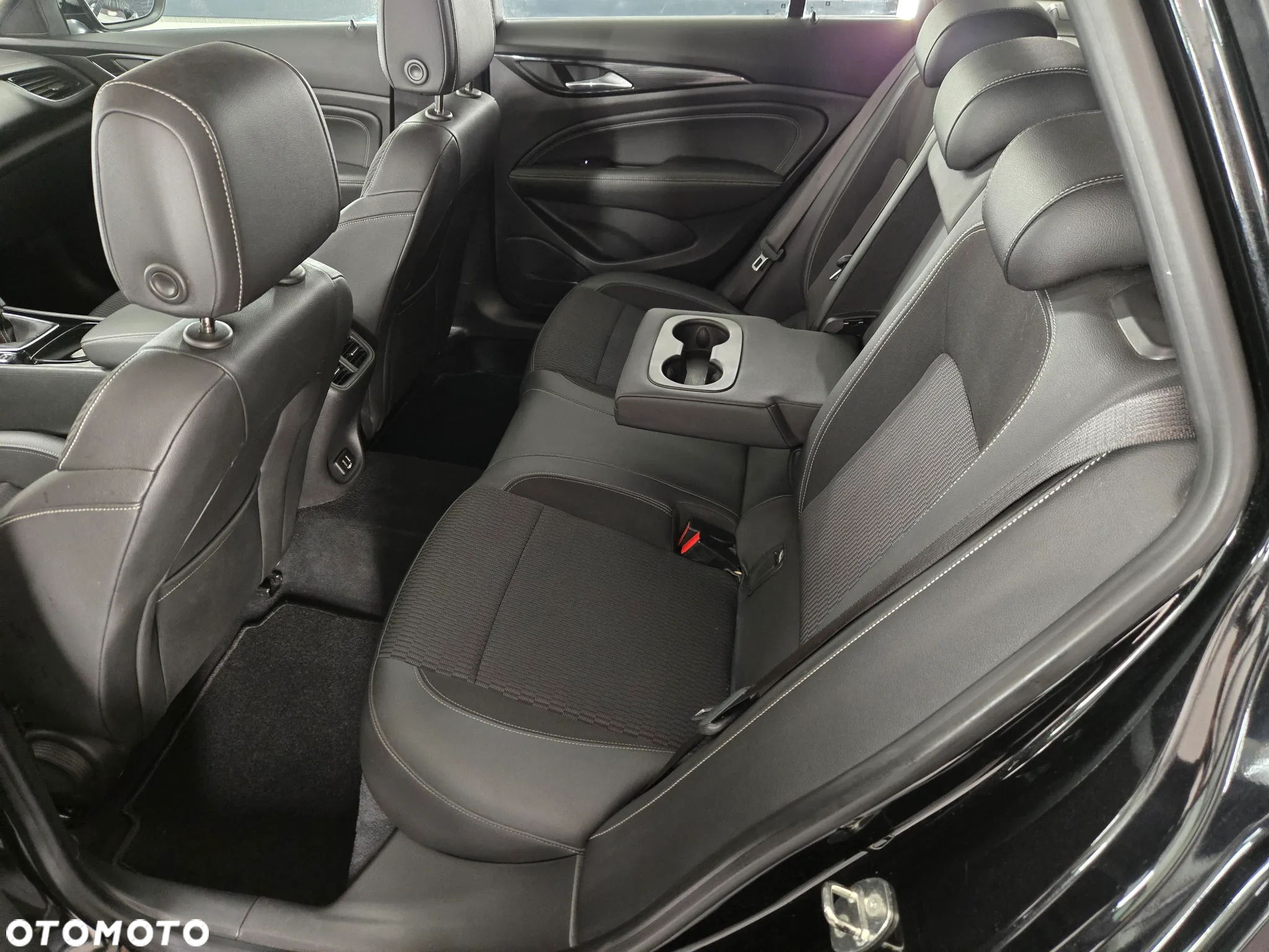 Opel Insignia Sports Tourer 2.0 Diesel Innovation - 22