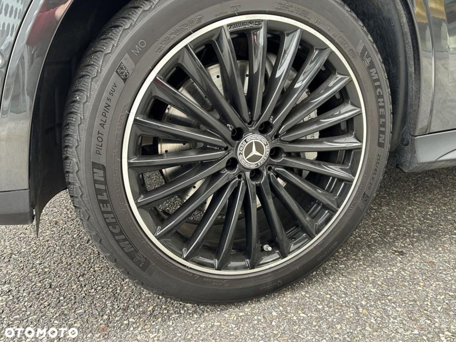 Mercedes-Benz GLC - 17