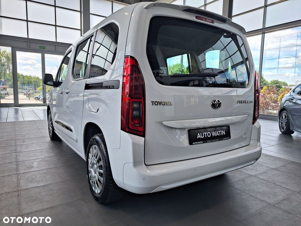 Toyota Proace City Verso 1.5 D-4D Business - 3