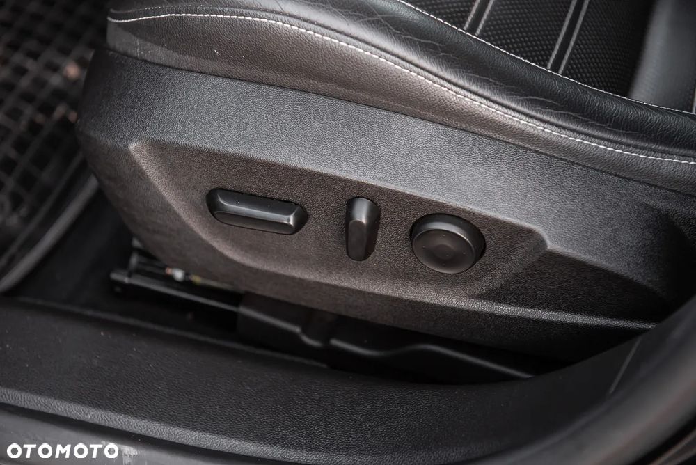 Opel Insignia 2.8 V6 Turbo 4x4 Automatik OPC - 17