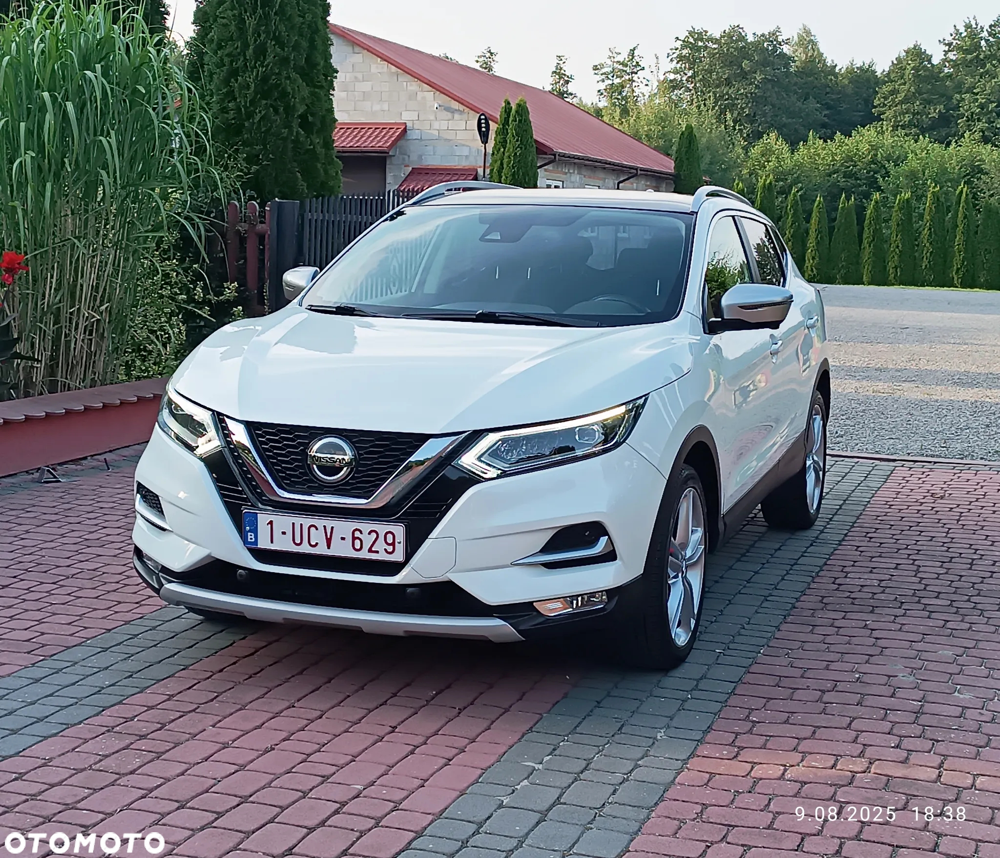 Nissan Qashqai - 2